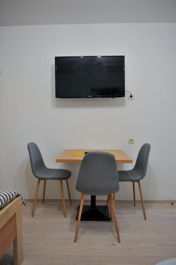 Studio Apartman Bandb Ðakovo المظهر الخارجي الصورة